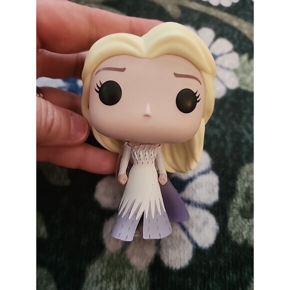Funko Pop! Vinyl Figure Disney Movies Elsa #731 Loose Collectible Frozen Toy - Picture 4 of 8